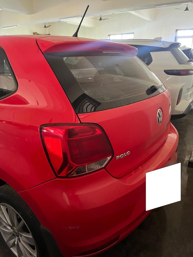 Second-hand 2015 Volkswagen Polo Exquisite 1.2 MPI Highline for sale in Chikmagalur-1