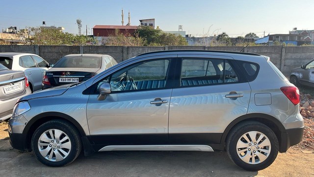 Second-hand 2015 Maruti S Cross DDiS 200 Zeta for sale in Chikmagalur-3