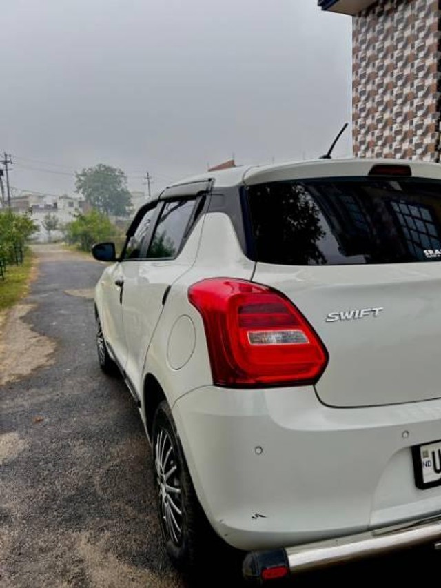 Second-hand 2020 Maruti Swift LXI for sale in Hapur-9