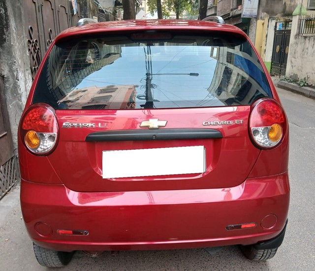 Second-hand 2011 Chevrolet Spark 1.0 LT for sale in Kolkata-25