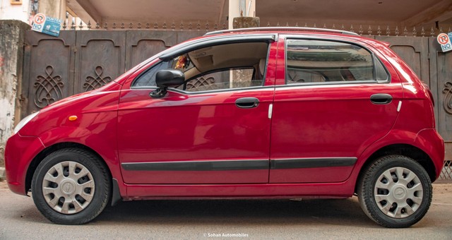 Second-hand 2011 Chevrolet Spark 1.0 LT for sale in Kolkata-4