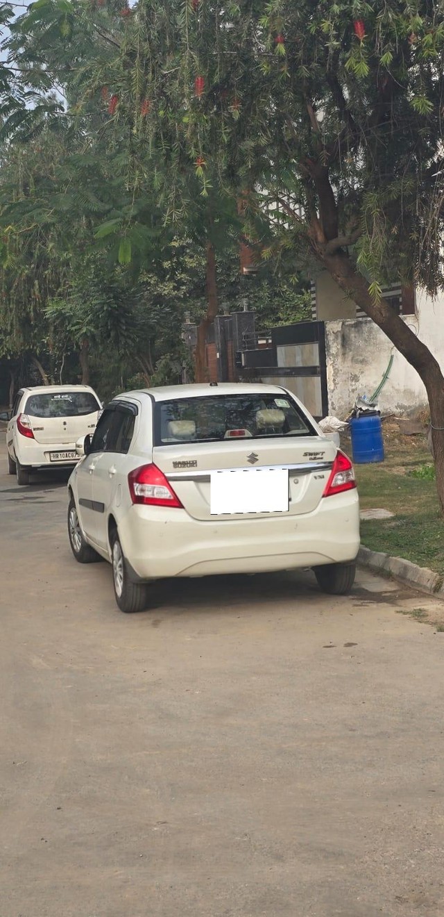 Second-hand 2015 Maruti Swift Dzire VXI for sale in New Delhi-2