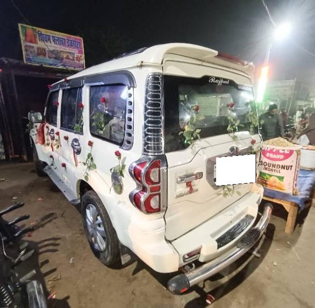 Second-hand 2015 Mahindra Scorpio S4 7 Seater for sale in Purnia-3