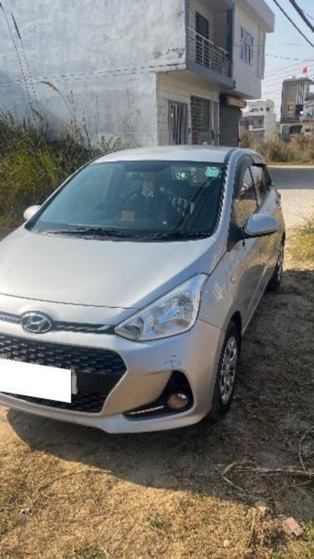 Second-hand 2017 Hyundai Grand i10 Sportz for sale in Ambala-2