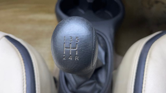 Second-hand 2012 Nissan Micra Diesel XE for sale in Hyderabad-12