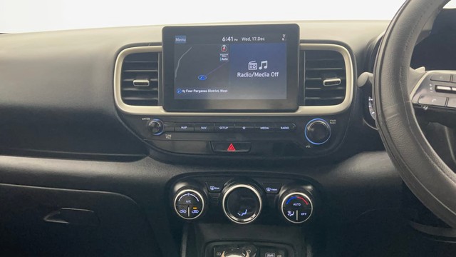 Second-hand 2022 Hyundai Venue SX Opt Turbo DCT Special Edition for sale in Kolkata-27