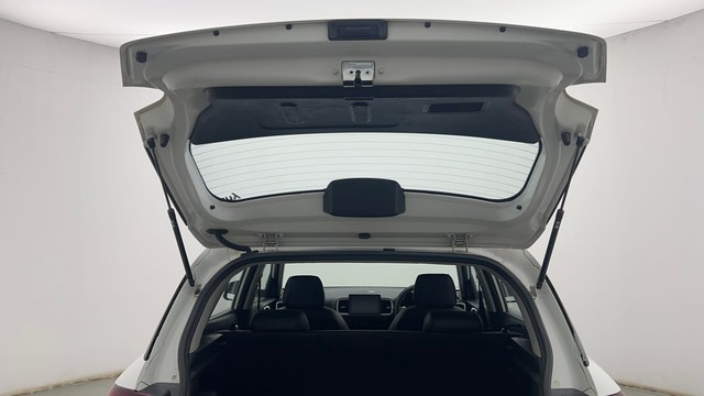 Second-hand 2022 Hyundai Venue SX Opt Turbo DCT Special Edition for sale in Kolkata-23