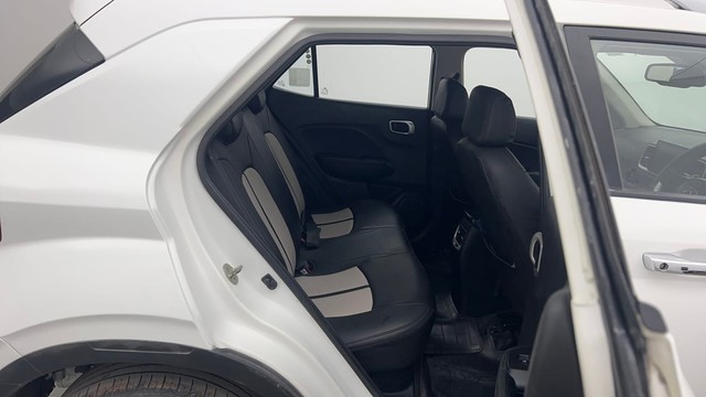 Second-hand 2022 Hyundai Venue SX Opt Turbo DCT Special Edition for sale in Kolkata-30