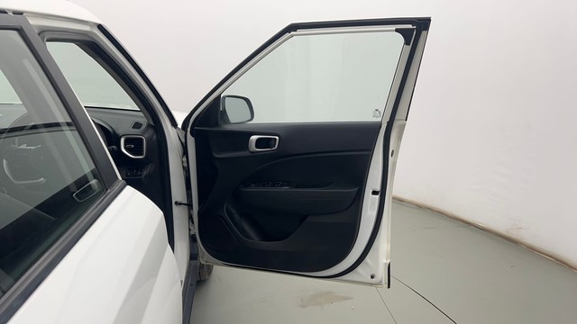 Second-hand 2022 Hyundai Venue SX Opt Turbo DCT Special Edition for sale in Kolkata-16