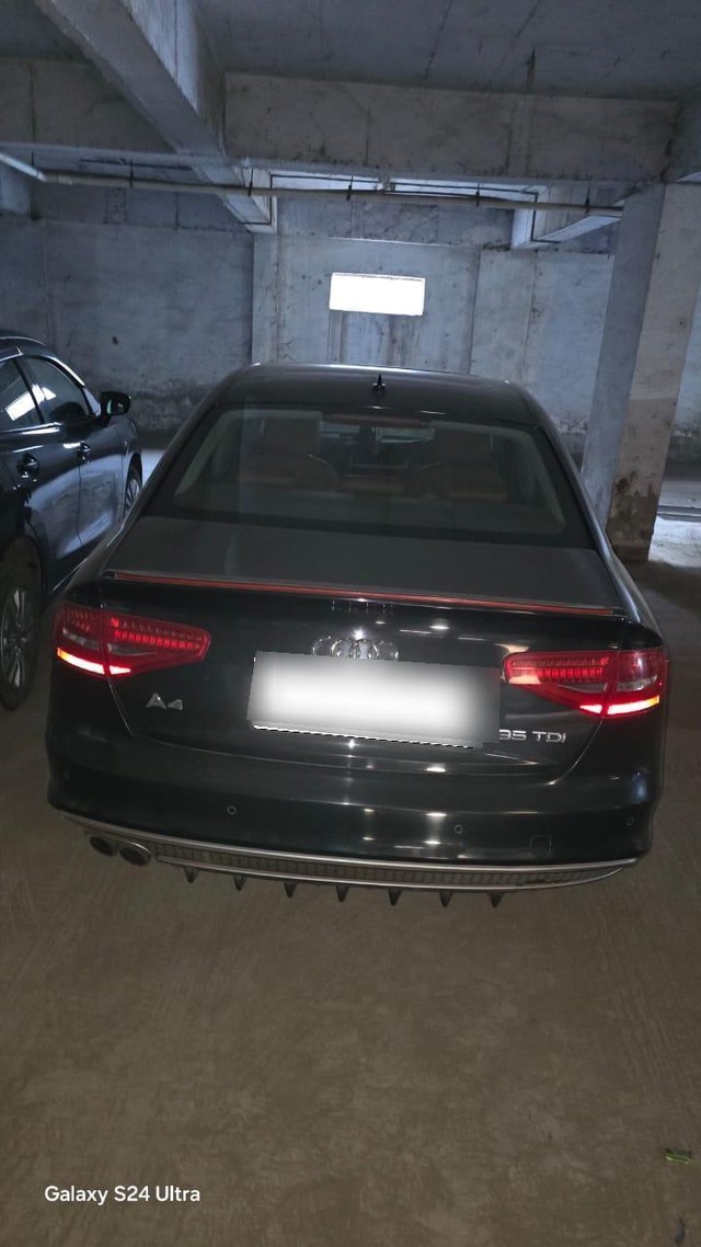 Second-hand 2015 Audi A4 35 TDI Premium for sale in Ahmedabad-1