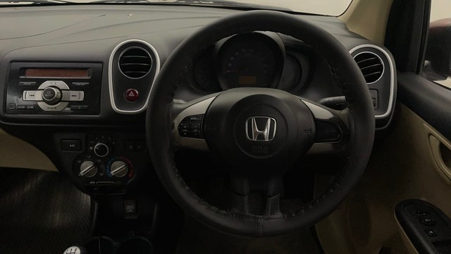 Second-hand 2015 Honda City V MT Diesel for sale in Mysore-24