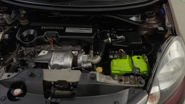 Second-hand 2015 Honda City V MT Diesel for sale in Mysore-32