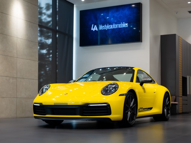 Second-hand 2024 Porsche 911 Carrera T for sale in Kolkata-8