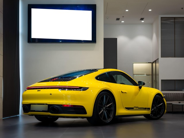 Second-hand 2024 Porsche 911 Carrera T for sale in Kolkata-6