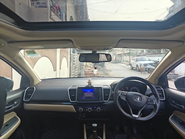 Second-hand 2020 Honda City VX MT Diesel for sale in Amravati-9