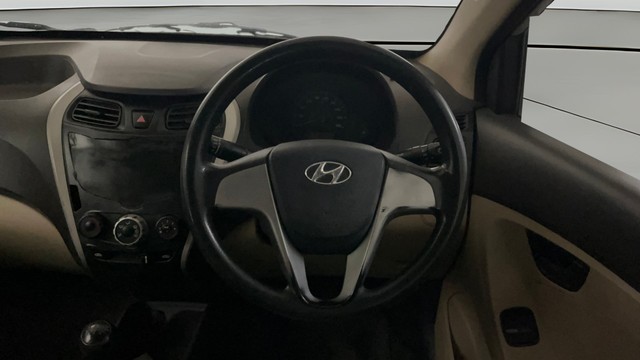 Second-hand 2016 Hyundai EON Era Plus for sale in Gurgaon-12