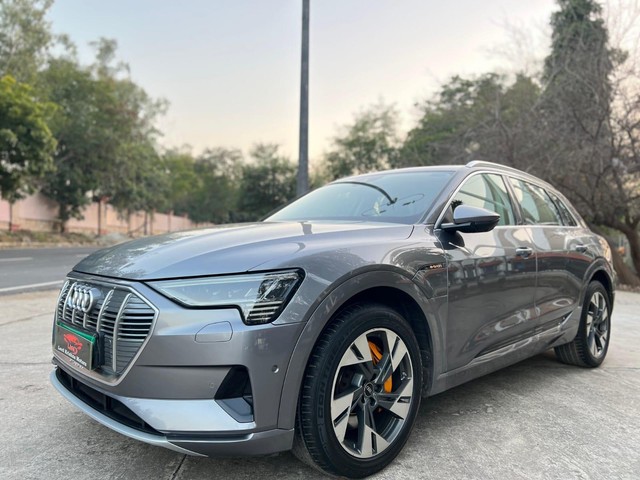 Second-hand 2021 Audi e-tron 55 Quattro for sale in New Delhi-6
