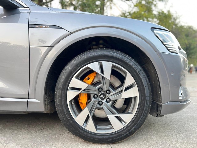 Second-hand 2021 Audi e-tron 55 Quattro for sale in New Delhi-23