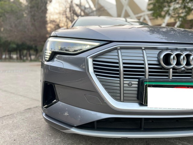 Second-hand 2021 Audi e-tron 55 Quattro for sale in New Delhi-13