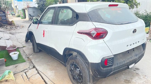 Second-hand 2025 Tata Punch Adventure CNG for sale in Ujjain-2