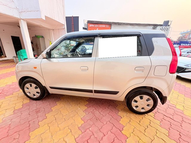 Second-hand 2022 Maruti Wagon R VXI for sale in Gorakhpur-4