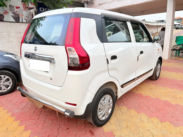 Second-hand 2022 Maruti Wagon R CNG LXI for sale in Gorakhpur-11