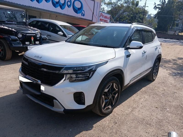 Second-hand 2024 Kia Seltos GTX Diesel AT for sale in Warangal-4