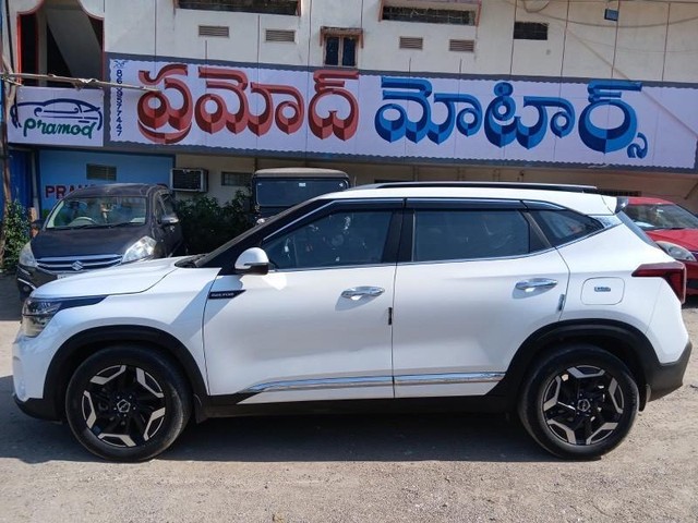 Second-hand 2024 Kia Seltos GTX Diesel AT for sale in Warangal-3