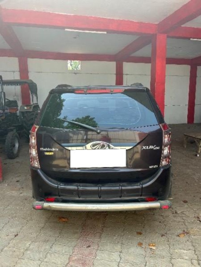 Second-hand 2017 Mahindra XUV500 W10 2WD for sale in Patna-2