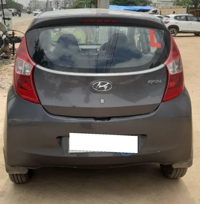 Second-hand 2018 Hyundai EON Magna Plus for sale in Medak District-6