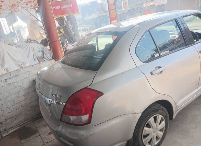 Second-hand 2009 Maruti Swift Dzire VXi for sale in Raisen-3