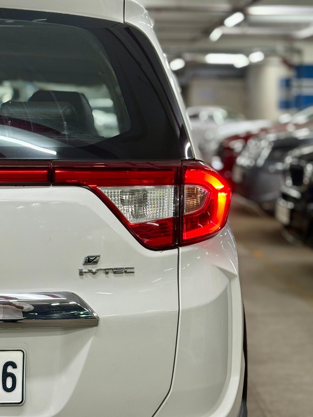 Second-hand 2016 Honda BR-V i-VTEC V CVT for sale in Mumbai-4