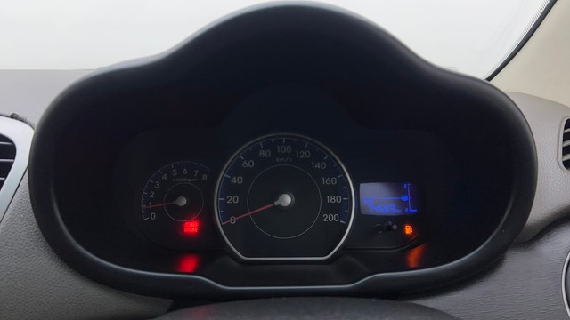 Second-hand 2015 Hyundai i10 Magna 1.1 for sale in Chandigarh-13