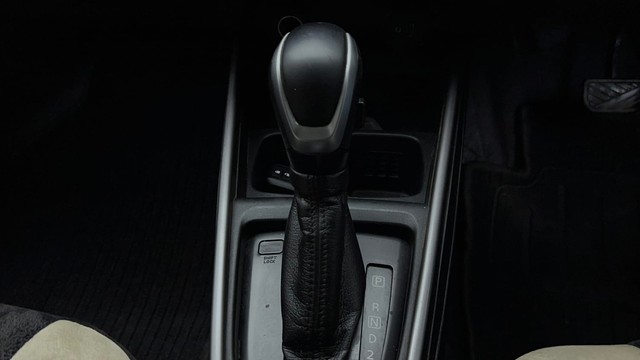 Second-hand 2021 Maruti XL6 Zeta AT for sale in Ghaziabad-12