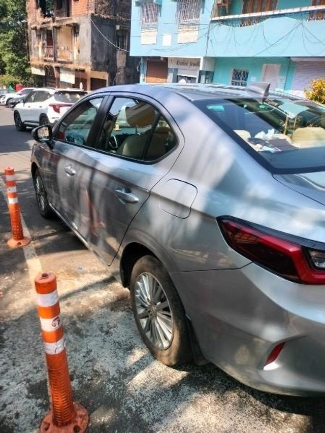 Second-hand 2020 Honda City V CVT for sale in Margao-2