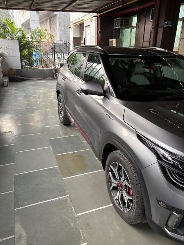 Second-hand 2020 Kia Seltos GTX Plus DCT for sale in New Delhi-2