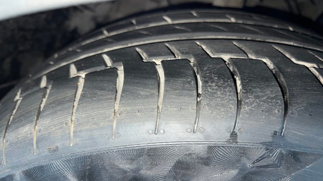 Second-hand 2015 Audi A4 2.0 TDI Premium Plus for sale in Jaipur-32