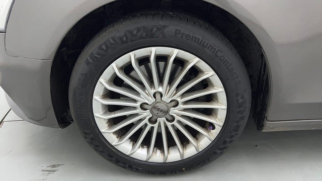 Second-hand 2015 Audi A4 2.0 TDI Premium Plus for sale in Jaipur-20