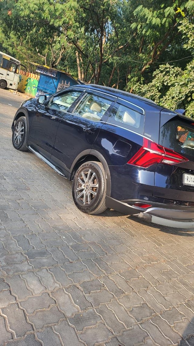 Second-hand 2023 Mahindra XUV700 AX7L 7Str AT for sale in Jaipur-5