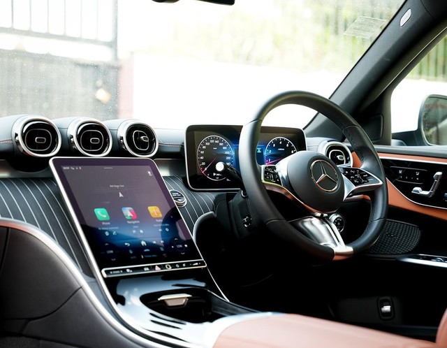 Second-hand 2025 Mercedes-Benz E-Class E 220d for sale in Jaipur-3