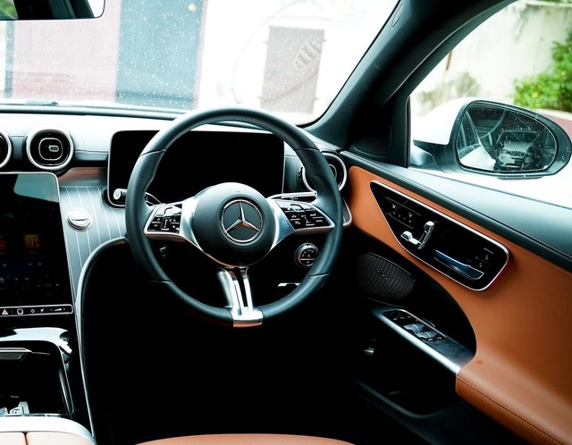 Second-hand 2025 Mercedes-Benz E-Class E 220d for sale in Jaipur-4