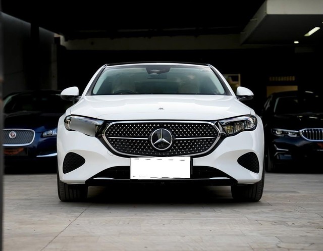 Second-hand 2025 Mercedes-Benz E-Class E 220d for sale in Jaipur-2