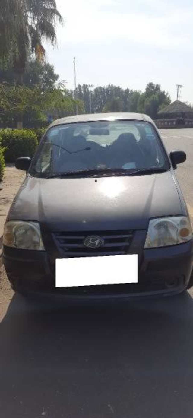 Second-hand 2014 Hyundai Santro Xing GLS for sale in Mundra-3