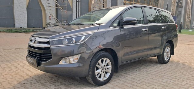 Second-hand 2018 Toyota Innova Crysta 2.4 VX MT BSIV for sale in New Delhi-18