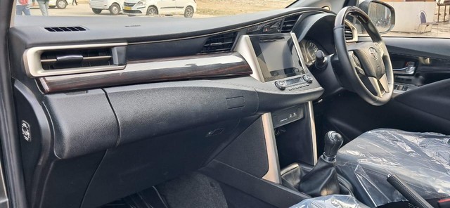 Second-hand 2018 Toyota Innova Crysta 2.4 VX MT BSIV for sale in New Delhi-9