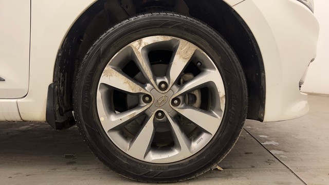 Second-hand 2015 Hyundai i20 Asta 1.2 for sale in Chandigarh-17