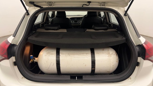 Second-hand 2015 Hyundai i20 Asta 1.2 for sale in Chandigarh-9