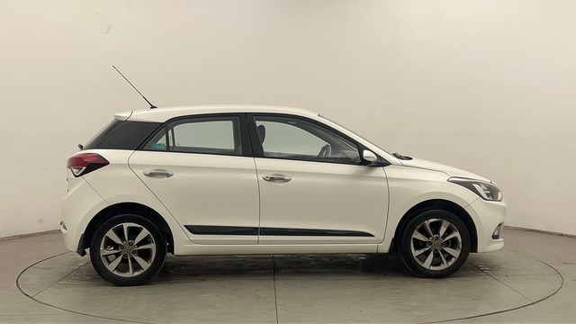 Second-hand 2015 Hyundai i20 Asta 1.2 for sale in Chandigarh-2