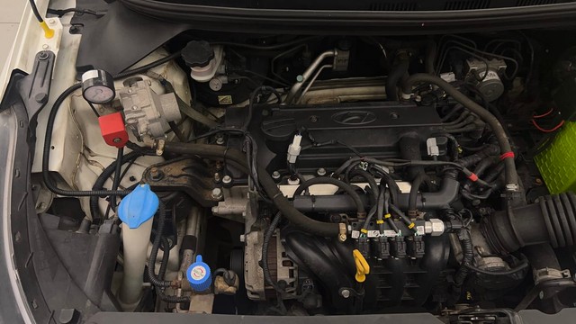 Second-hand 2015 Hyundai i20 Asta 1.2 for sale in Chandigarh-32