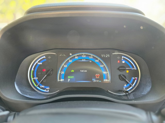 Second-hand 2024 Toyota Innova Hycross ZX(O) Hybrid for sale in Mumbai-18